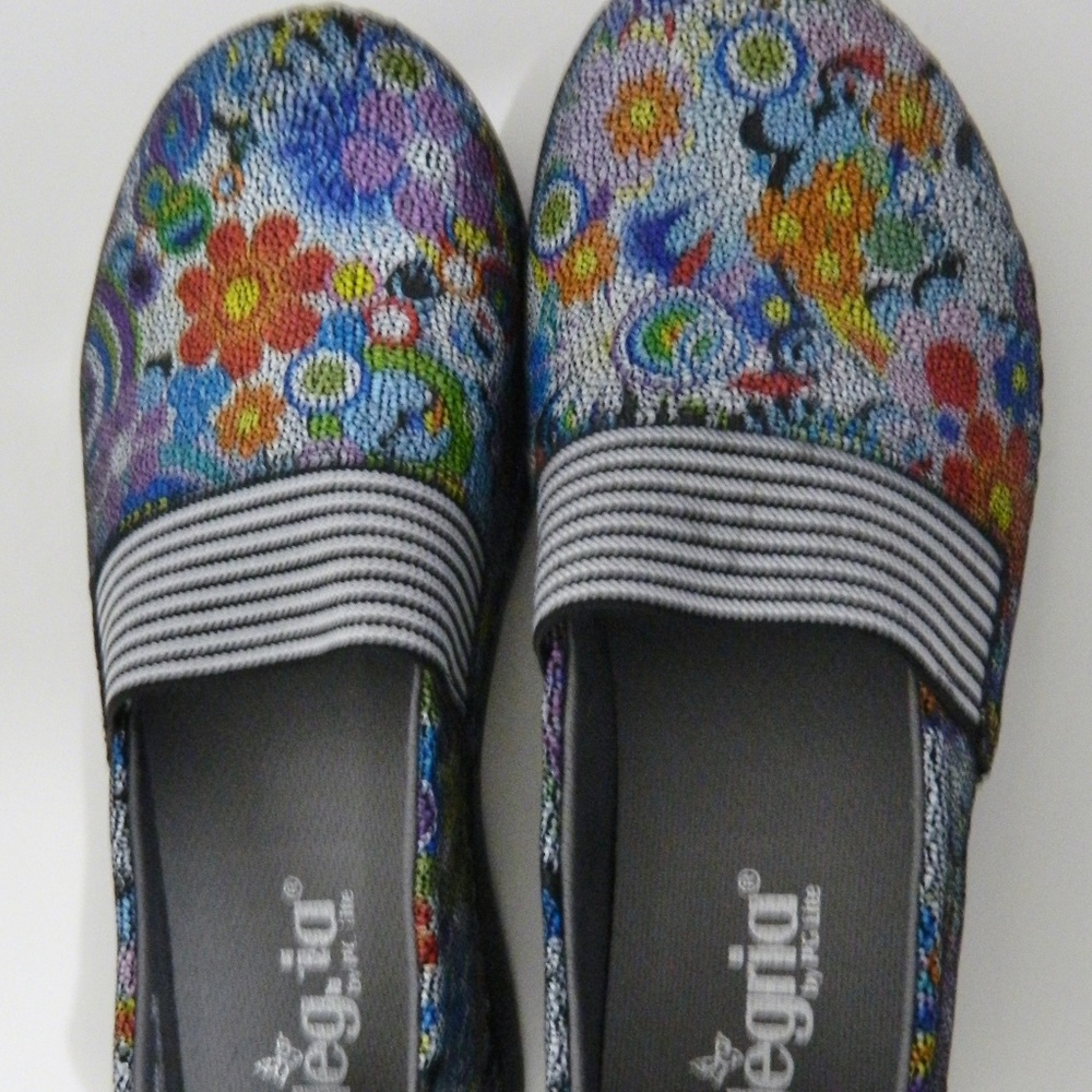 Alegria Glee  Woman's Slip On Leather Shoe US Sz 6